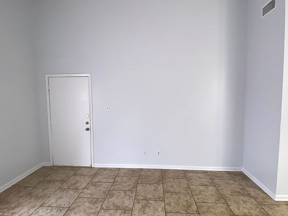 3rd image of 112 Thelma Ct #B
