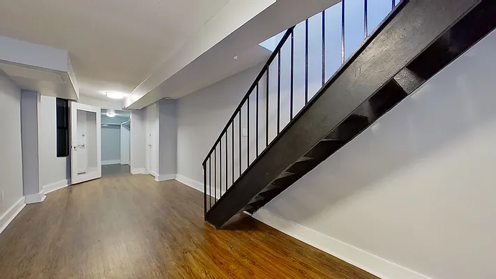 Rented by Compass | media 9