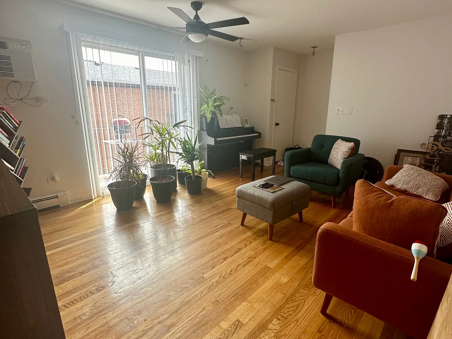 2 bed, 2.0 bath, 860 sqft, $2,375 — Photo 3