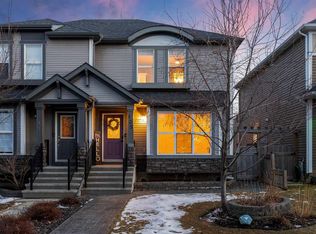 135 N Autumn Grn SE, Calgary, AB T3M 0P3