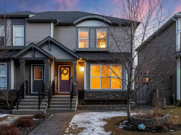 135 N Autumn Grn SE, Calgary, AB T3M 0P3