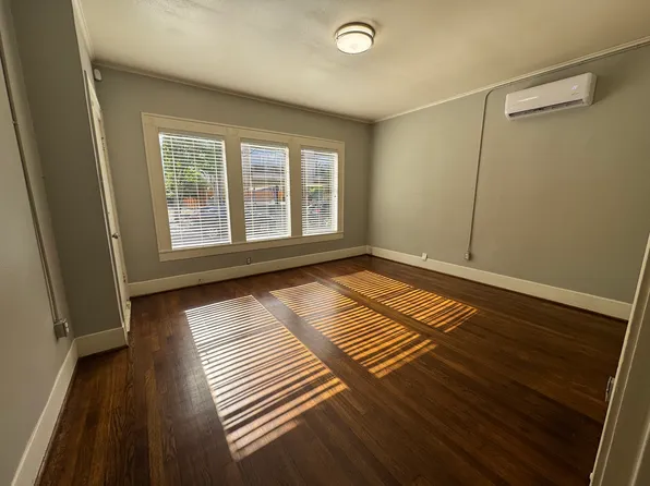 2411 Dunlavy St, Houston, TX