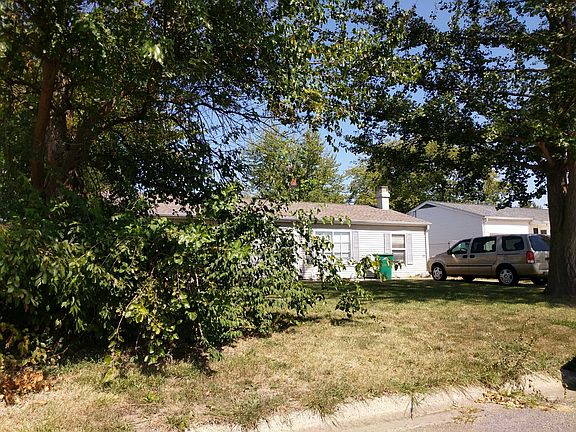 2nd image of 10 Santa Anita Dr