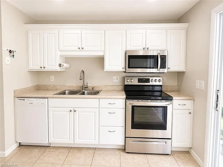 5410 16th Pl SW #B-1 — Photo 10