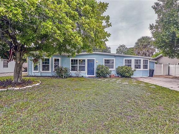 2nd image of 6710 Kingswood Dr N