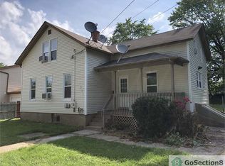 951 Wennamacher Ave, Aurora, IL 60505