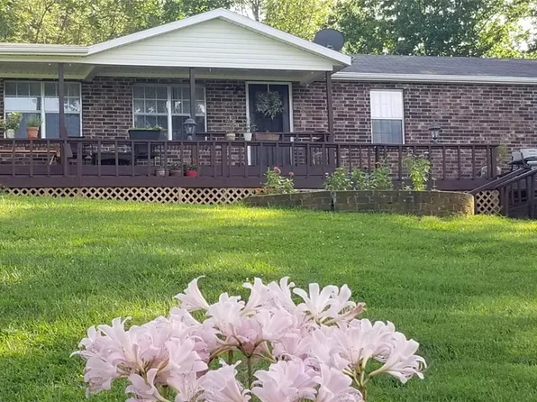 101 NW Campbell Rd, Fayetteville, AR 72701