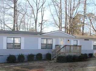 266 Lakeview Dr, Locust Grove, GA 30248