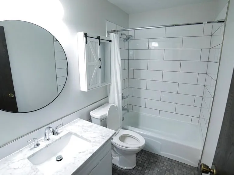 1800 Larpenteur Ave W #10 — Photo 2