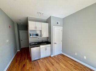 533 Budd St #2C, Philadelphia, PA 19104