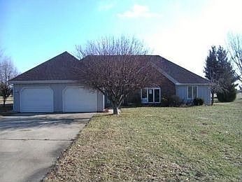 1st image of 23 S Fairway Dr
