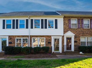 1462 Dover Rd, Spartanburg, SC 29301