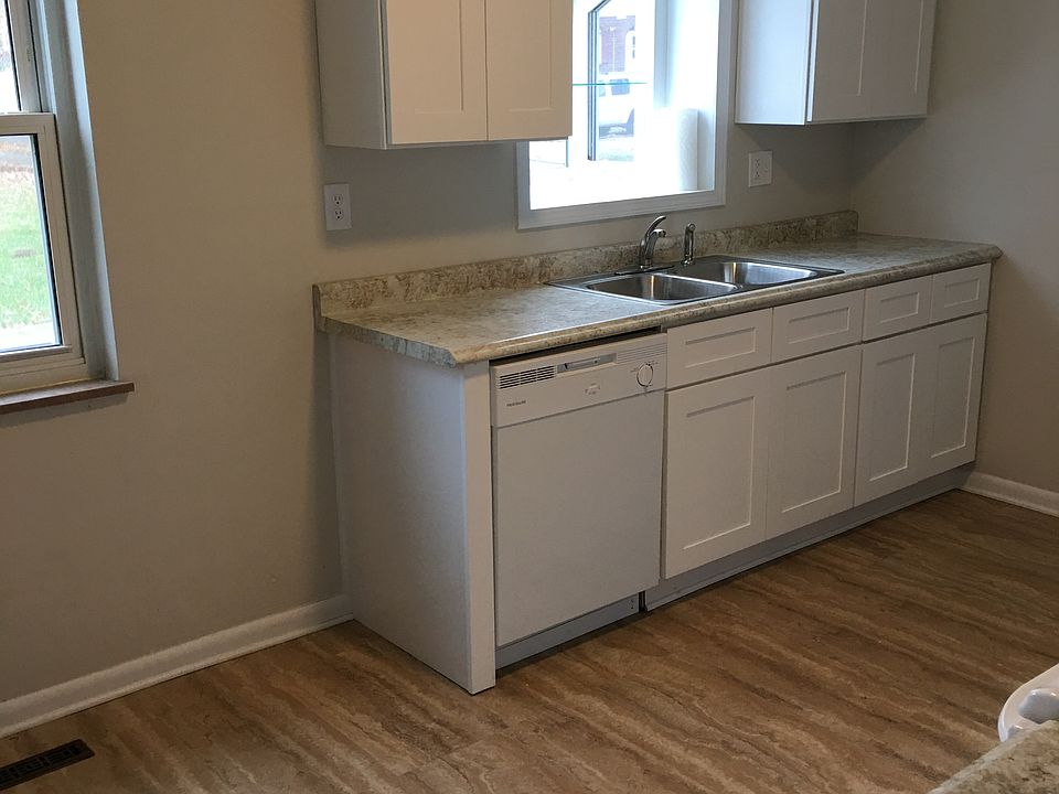 1st image of 1187 Cedar Ave
