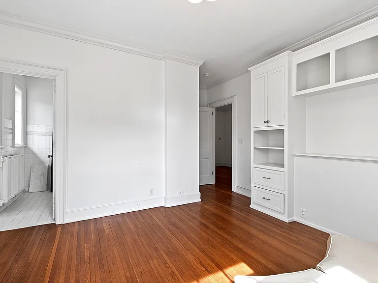1313 College Pl — Photo 23