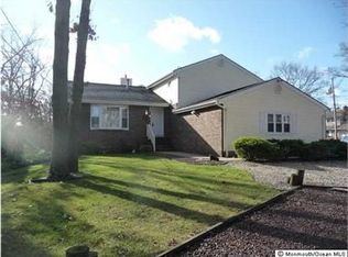 225 Genoa Ave, Toms River, NJ 08753