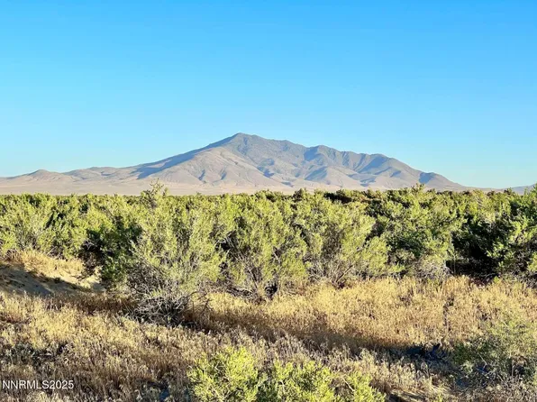 10 Valhalla Rd, Winnemucca, NV 89445