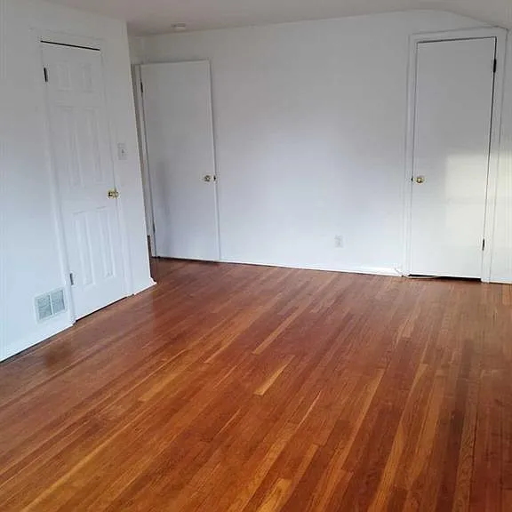 237 Bradley Ave — Photo 11