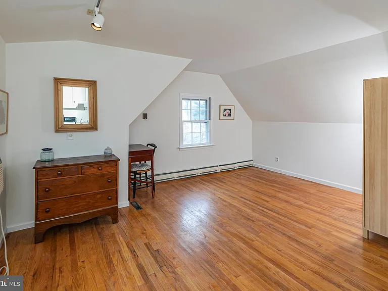 607 Rosedale Rd — Photo 9