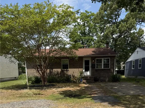 418 Hunlac Ave, Hampton, VA 23664