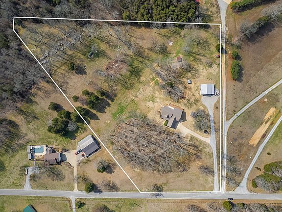 2nd image of 2834 Bolton Rd