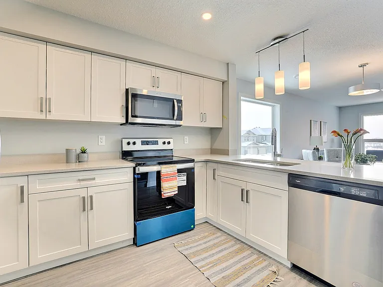 5111 E Primrose Green Dr — Photo 26