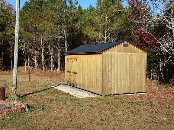 200 sqft shed on pad