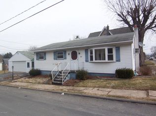 607 Reed St, Jersey Shore, PA 17740