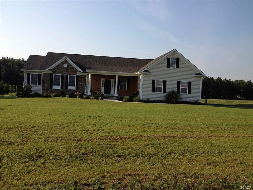 1st image of 24961 Green Fern Dr