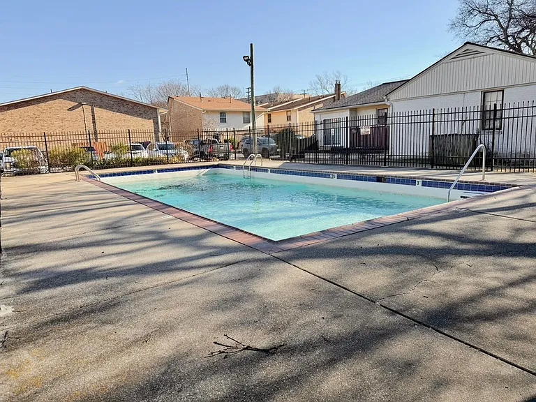 2116 Hobbs Rd #G2 — Photo 24