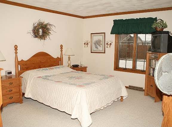 3rd image of 1036 Burnwyck Dr