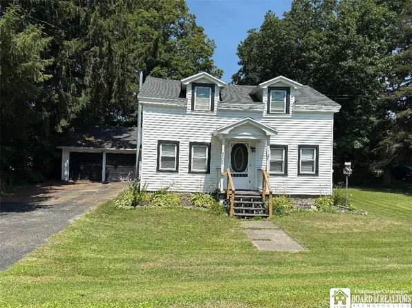 5032 Thornton Rd, Gerry, NY 14740