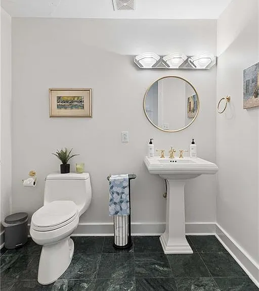 700 Park Regency Pl NE #1607 — Photo 32