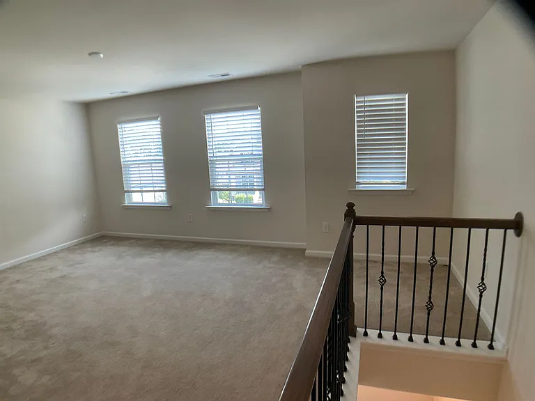 2109 Turling Way — Photo 17