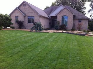 45 Mohican Dr, Girard, OH