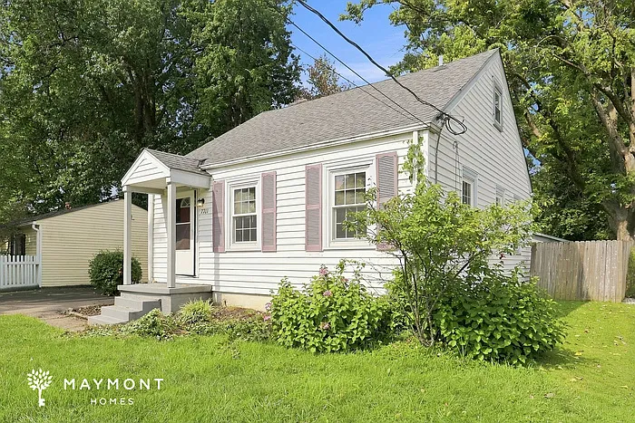 7701 Monticello Ave — Photo 2
