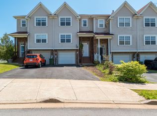 64 Whitehall Cres, Dartmouth, NS B2W 6N3