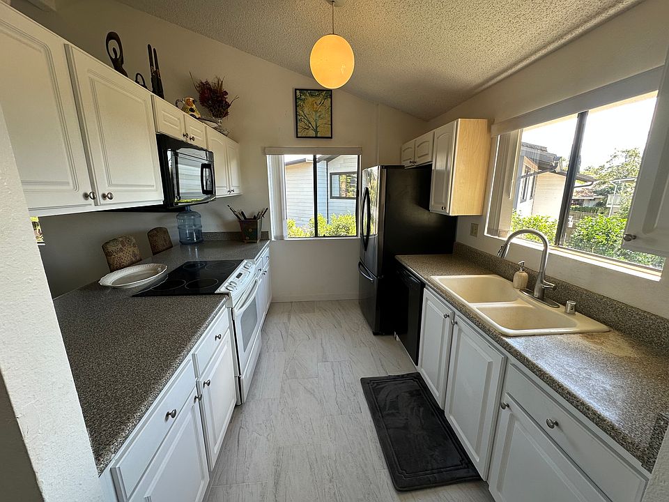 1st image of 42 Waikalani Pl #1