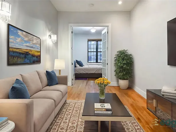 1361 Greene Avenue image 3 of 13