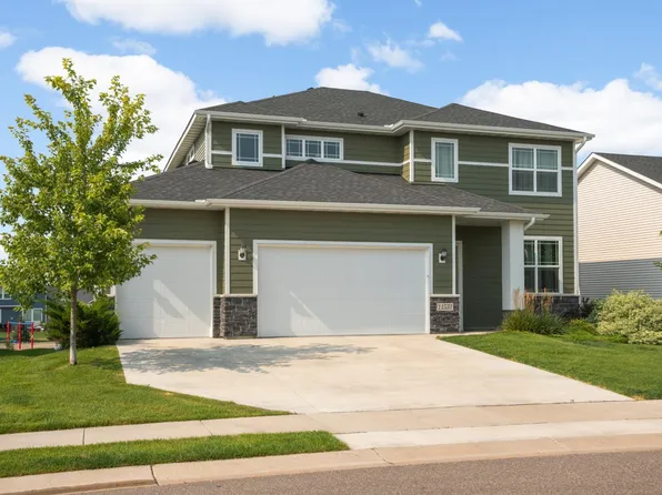 11551 Brayburn Trl, Osseo, MN 55369