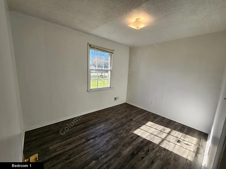 4516 Bluff Rd — Photo 8