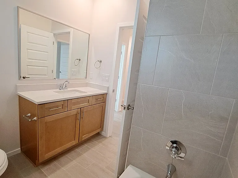 1040 San Cristobal Dr — Photo 13
