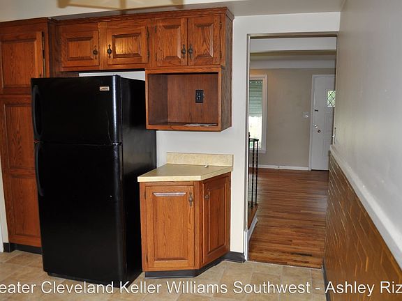 4th image of 5537 Elmwood Ave