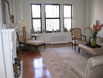 Rented by Rita S Citrin, LREB