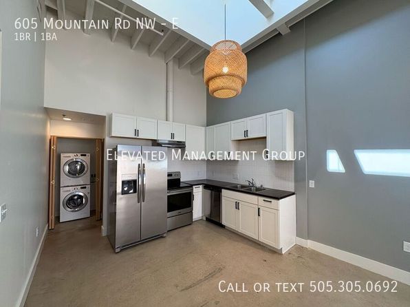 605 Mountain Rd NW Unit E