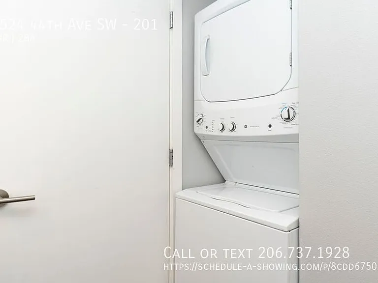 4524 44th Ave SW #201 — Photo 19