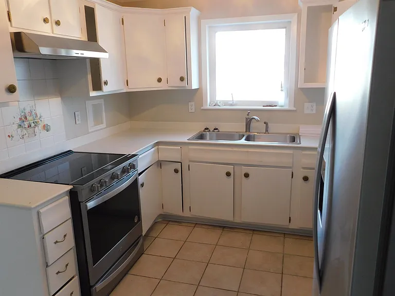 14739 E Main St — Photo 5