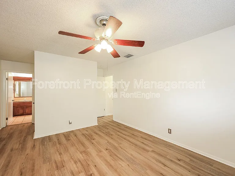 3647 Pinebluff Dr — Photo 11