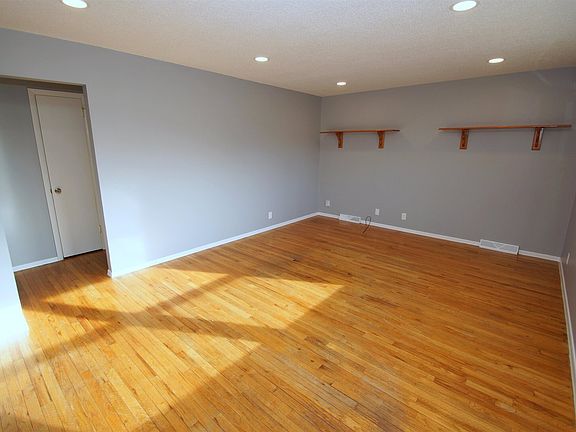 4th image of 3618 Magnolia Ct