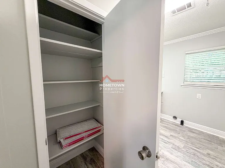 220 Cordoba St — Photo 26