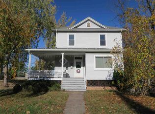 727 W 11th St, Waynesboro, VA 22980